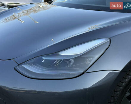 Сірий Тесла Модель 3, об'ємом двигуна 0 л та пробігом 71 тис. км за 19900 $, фото 11 на Automoto.ua