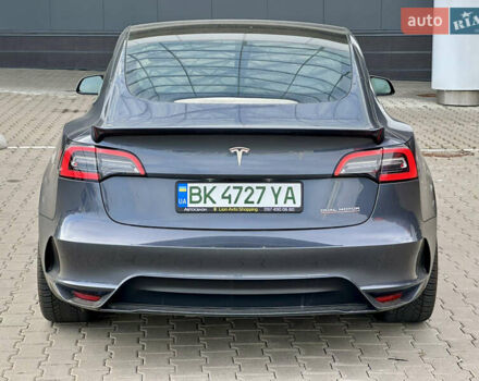 Сірий Тесла Модель 3, об'ємом двигуна 0 л та пробігом 27 тис. км за 24800 $, фото 9 на Automoto.ua