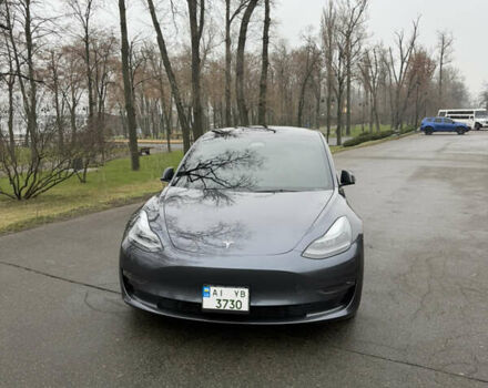 Серый Тесла Модель 3, объемом двигателя 0 л и пробегом 69 тыс. км за 25600 $, фото 1 на Automoto.ua