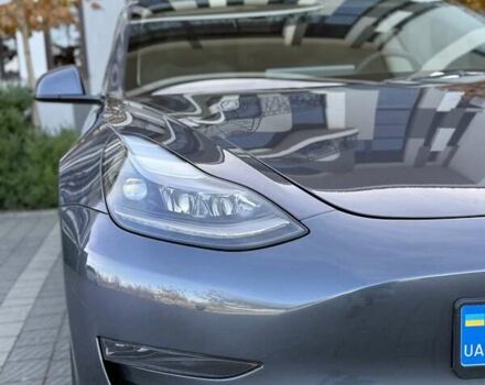 Сірий Тесла Модель 3, об'ємом двигуна 0 л та пробігом 92 тис. км за 21800 $, фото 8 на Automoto.ua