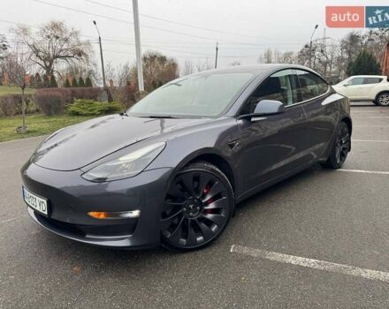 Серый Тесла Модель 3, объемом двигателя 0 л и пробегом 49 тыс. км за 24200 $, фото 3 на Automoto.ua