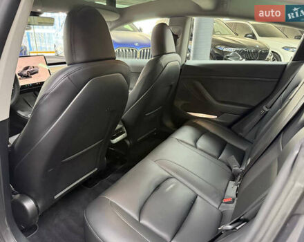 Сірий Тесла Модель 3, об'ємом двигуна 0 л та пробігом 80 тис. км за 23000 $, фото 1 на Automoto.ua