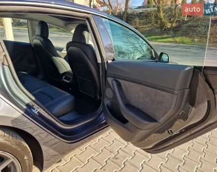 Сірий Тесла Модель 3, об'ємом двигуна 0 л та пробігом 13 тис. км за 23500 $, фото 37 на Automoto.ua