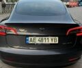 Серый Тесла Модель 3, объемом двигателя 0 л и пробегом 86 тыс. км за 23200 $, фото 6 на Automoto.ua