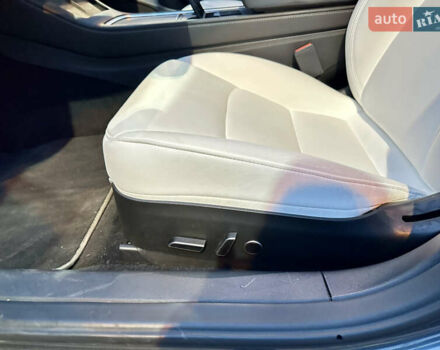 Сірий Тесла Модель 3, об'ємом двигуна 0 л та пробігом 28 тис. км за 26999 $, фото 23 на Automoto.ua