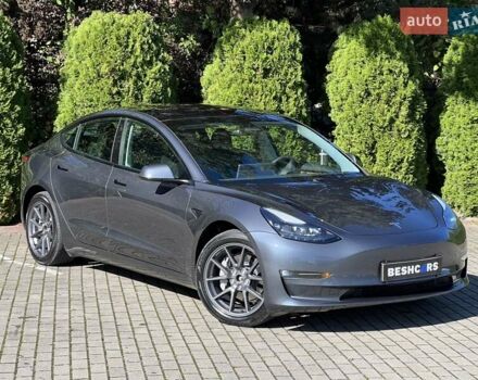 Серый Тесла Модель 3, объемом двигателя 0 л и пробегом 19 тыс. км за 24999 $, фото 2 на Automoto.ua