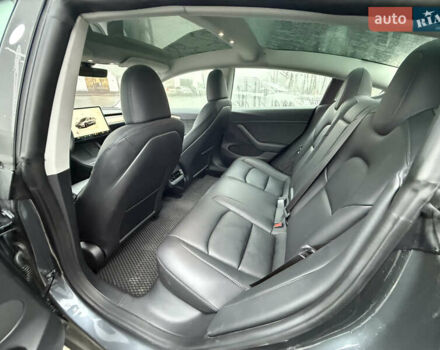 Сірий Тесла Модель 3, об'ємом двигуна 0 л та пробігом 10 тис. км за 18900 $, фото 6 на Automoto.ua