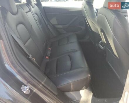 Серый Тесла Модель 3, объемом двигателя 0 л и пробегом 62 тыс. км за 10400 $, фото 9 на Automoto.ua