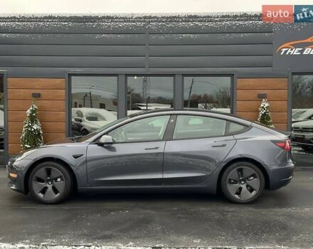 Серый Тесла Модель 3, объемом двигателя 0 л и пробегом 4 тыс. км за 20793 $, фото 6 на Automoto.ua