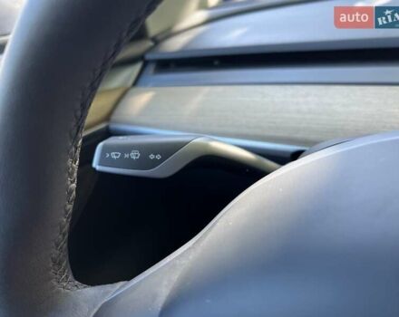 Серый Тесла Модель 3, объемом двигателя 0 л и пробегом 19 тыс. км за 24999 $, фото 14 на Automoto.ua