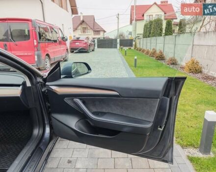 Сірий Тесла Модель 3, об'ємом двигуна 0 л та пробігом 26 тис. км за 20499 $, фото 26 на Automoto.ua