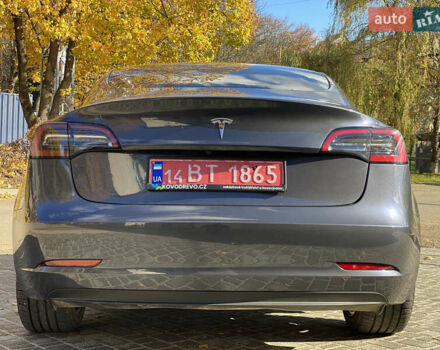 Тесла Модель 3 2023 у Івано-Франківську на Automoto.ua Сірий Тесла Модель 3, об'ємом двигуна 0 л та пробігом 55 тис. км за 20000 $, фото 16 на Automoto.ua