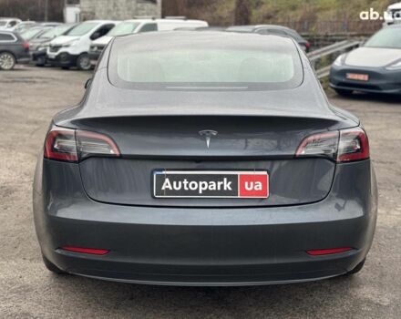 Серый Тесла Модель 3, объемом двигателя 0 л и пробегом 39 тыс. км за 23290 $, фото 6 на Automoto.ua