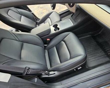 Сірий Тесла Модель 3, об'ємом двигуна 0 л та пробігом 81 тис. км за 22899 $, фото 49 на Automoto.ua