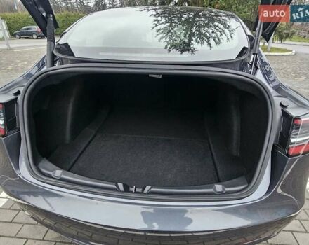 Серый Тесла Модель 3, объемом двигателя 0 л и пробегом 39 тыс. км за 22550 $, фото 19 на Automoto.ua