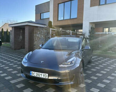 Серый Тесла Модель 3, объемом двигателя 0 л и пробегом 69 тыс. км за 18999 $, фото 4 на Automoto.ua