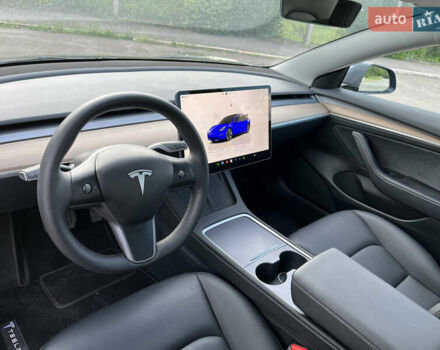 Серый Тесла Модель 3, объемом двигателя 0 л и пробегом 10 тыс. км за 20400 $, фото 10 на Automoto.ua