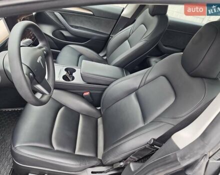 Сірий Тесла Модель 3, об'ємом двигуна 0 л та пробігом 26 тис. км за 20499 $, фото 15 на Automoto.ua