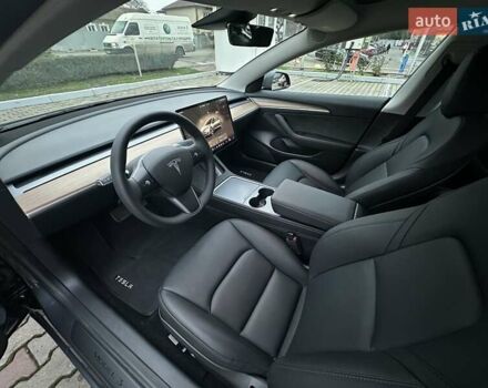 Серый Тесла Модель 3, объемом двигателя 0 л и пробегом 10 тыс. км за 21500 $, фото 15 на Automoto.ua