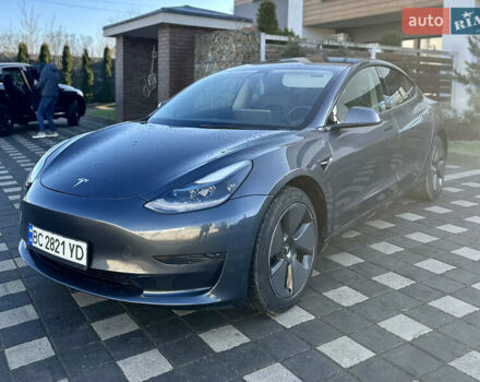 Серый Тесла Модель 3, объемом двигателя 0 л и пробегом 69 тыс. км за 18999 $, фото 2 на Automoto.ua