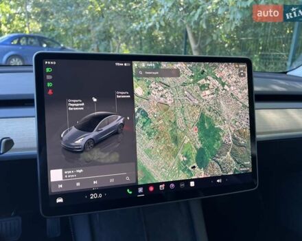 Серый Тесла Модель 3, объемом двигателя 0 л и пробегом 19 тыс. км за 24999 $, фото 23 на Automoto.ua