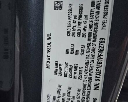 Серый Тесла Модель 3, объемом двигателя 0 л и пробегом 39 тыс. км за 22550 $, фото 50 на Automoto.ua