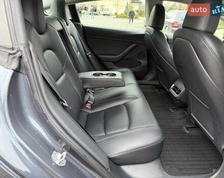 Сірий Тесла Модель 3, об'ємом двигуна 0 л та пробігом 44 тис. км за 20499 $, фото 63 на Automoto.ua