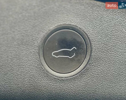 Серый Тесла Модель 3, объемом двигателя 0 л и пробегом 69 тыс. км за 18999 $, фото 45 на Automoto.ua