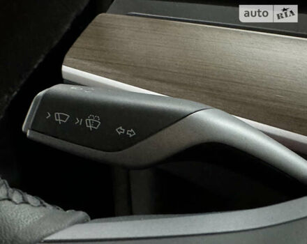 Сірий Тесла Модель 3, об'ємом двигуна 0 л та пробігом 35 тис. км за 29400 $, фото 28 на Automoto.ua