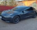 Серый Тесла Модель 3, объемом двигателя 0 л и пробегом 65 тыс. км за 23500 $, фото 1 на Automoto.ua