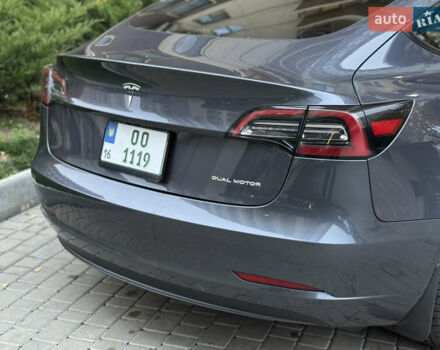 Сірий Тесла Модель 3, об'ємом двигуна 0 л та пробігом 28 тис. км за 23900 $, фото 21 на Automoto.ua