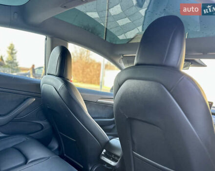 Серый Тесла Модель 3, объемом двигателя 0 л и пробегом 69 тыс. км за 18999 $, фото 34 на Automoto.ua