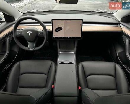 Серый Тесла Модель 3, объемом двигателя 0 л и пробегом 4 тыс. км за 20793 $, фото 28 на Automoto.ua