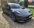 Серый Тесла Модель 3, объемом двигателя 0 л и пробегом 56 тыс. км за 21400 $, фото 2 на Automoto.ua