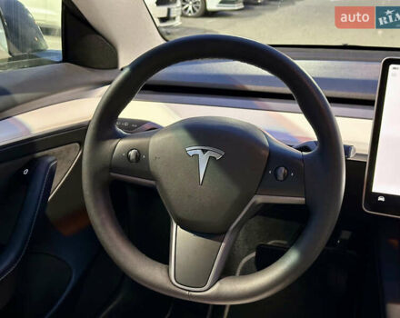 Сірий Тесла Модель 3, об'ємом двигуна 0 л та пробігом 28 тис. км за 26999 $, фото 40 на Automoto.ua