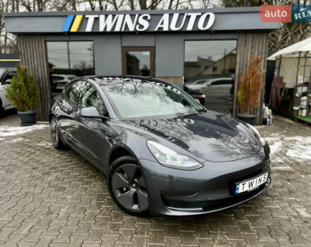Серый Тесла Модель 3, объемом двигателя 0 л и пробегом 22 тыс. км за 24900 $, фото 14 на Automoto.ua