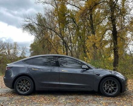 Сірий Тесла Модель 3, об'ємом двигуна 0 л та пробігом 171 тис. км за 18500 $, фото 5 на Automoto.ua