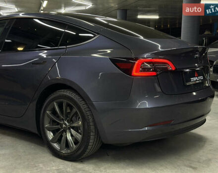 Серый Тесла Модель 3, объемом двигателя 0 л и пробегом 88 тыс. км за 20900 $, фото 12 на Automoto.ua