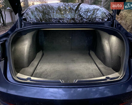 Серый Тесла Модель 3, объемом двигателя 0 л и пробегом 38 тыс. км за 25000 $, фото 9 на Automoto.ua