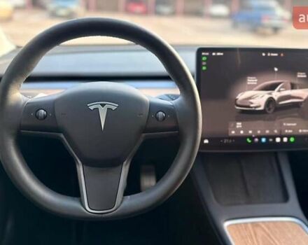 Серый Тесла Модель 3, объемом двигателя 0 л и пробегом 38 тыс. км за 25750 $, фото 10 на Automoto.ua