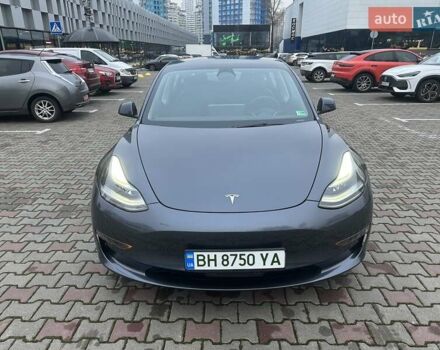 Серый Тесла Модель 3, объемом двигателя 0 л и пробегом 10 тыс. км за 21500 $, фото 12 на Automoto.ua