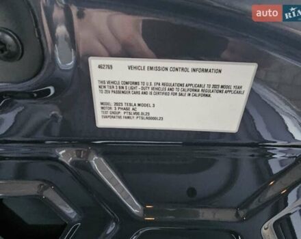Серый Тесла Модель 3, объемом двигателя 0 л и пробегом 39 тыс. км за 22550 $, фото 29 на Automoto.ua