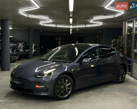 Серый Тесла Модель 3, объемом двигателя 0 л и пробегом 88 тыс. км за 20900 $, фото 5 на Automoto.ua
