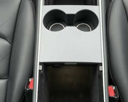 Сірий Тесла Модель 3, об'ємом двигуна 0 л та пробігом 44 тис. км за 20499 $, фото 84 на Automoto.ua