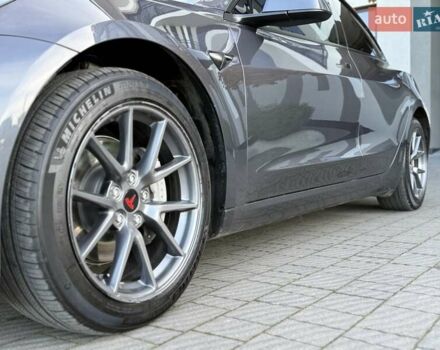 Сірий Тесла Модель 3, об'ємом двигуна 0 л та пробігом 90 тис. км за 21999 $, фото 10 на Automoto.ua