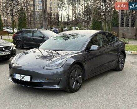 Серый Тесла Модель 3, объемом двигателя 0 л и пробегом 45 тыс. км за 24999 $, фото 1 на Automoto.ua