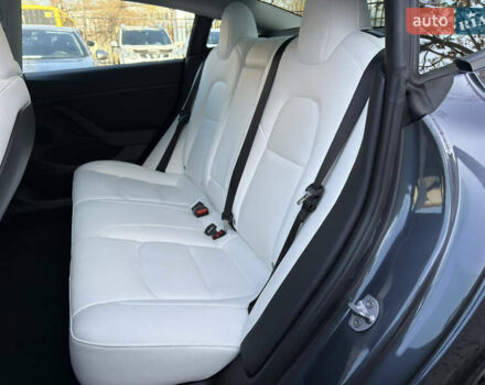 Сірий Тесла Модель 3, об'ємом двигуна 0 л та пробігом 71 тис. км за 19900 $, фото 6 на Automoto.ua