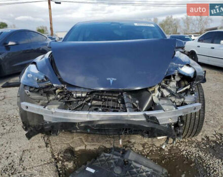 Сірий Тесла Модель 3, об'ємом двигуна 0 л та пробігом 99 тис. км за 8500 $, фото 8 на Automoto.ua