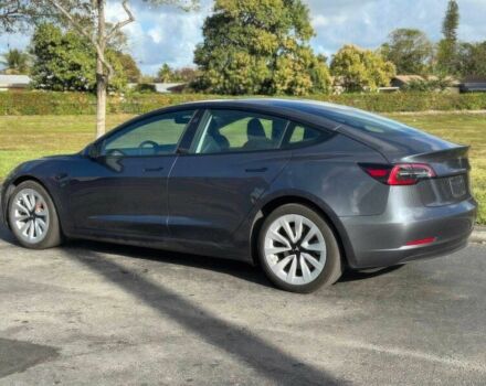 Серый Тесла Модель 3, объемом двигателя 0 л и пробегом 20 тыс. км за 10500 $, фото 3 на Automoto.ua