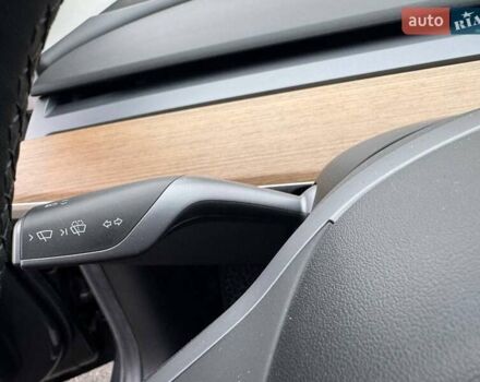 Серый Тесла Модель 3, объемом двигателя 0 л и пробегом 49 тыс. км за 24200 $, фото 25 на Automoto.ua